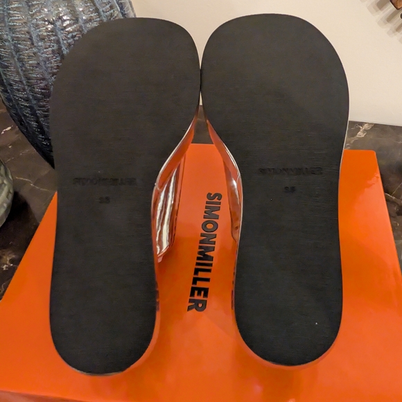 Simon Miller Silver Metallic 'Cloudy Platform' Bubble Clogs - Size 38 (US 7.5-8) - Picture 4 of 11